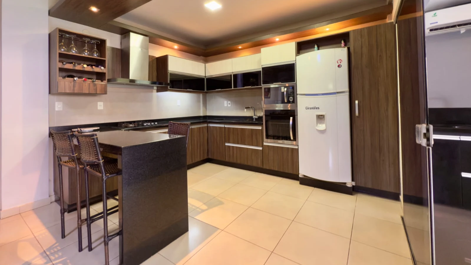 ️EN ALQUILER RESIDENCIA TIPO DUPLEX EN EL BARRIO QUITERIA DE ENCARNACION✨️ - 20