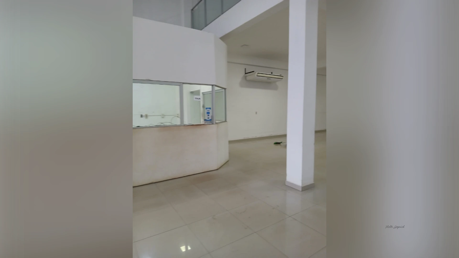ALQUILER - GRAN SALÓN COMERCIAL 570m² - AVDA. CABALLERO, ENCARNACIÓN - 6