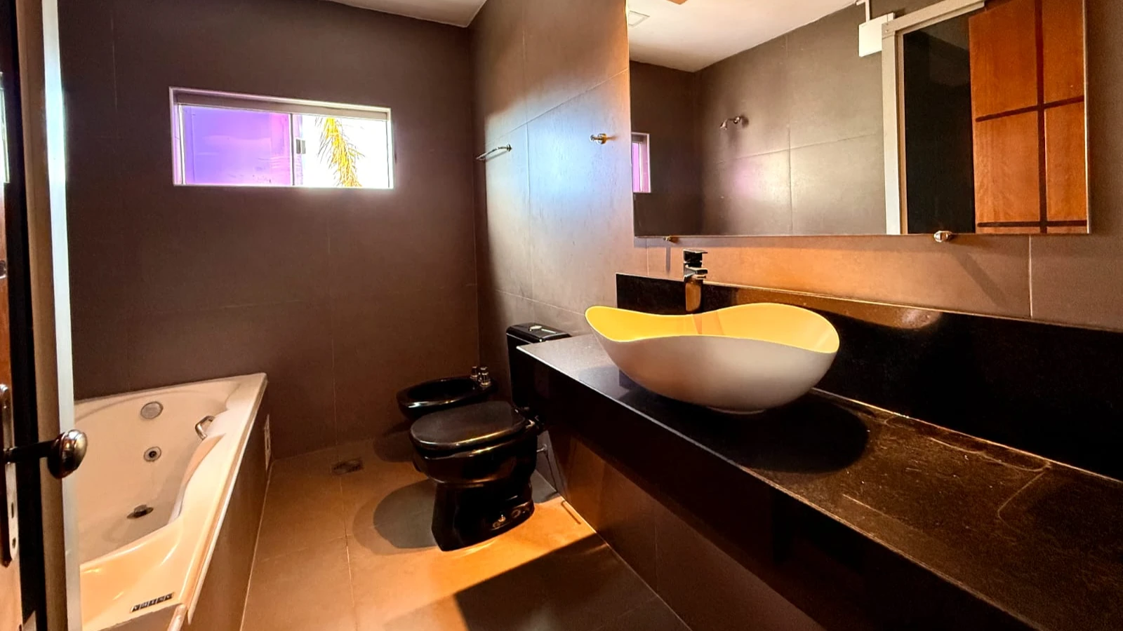 ️EN ALQUILER RESIDENCIA TIPO DUPLEX EN EL BARRIO QUITERIA DE ENCARNACION✨️ - 8