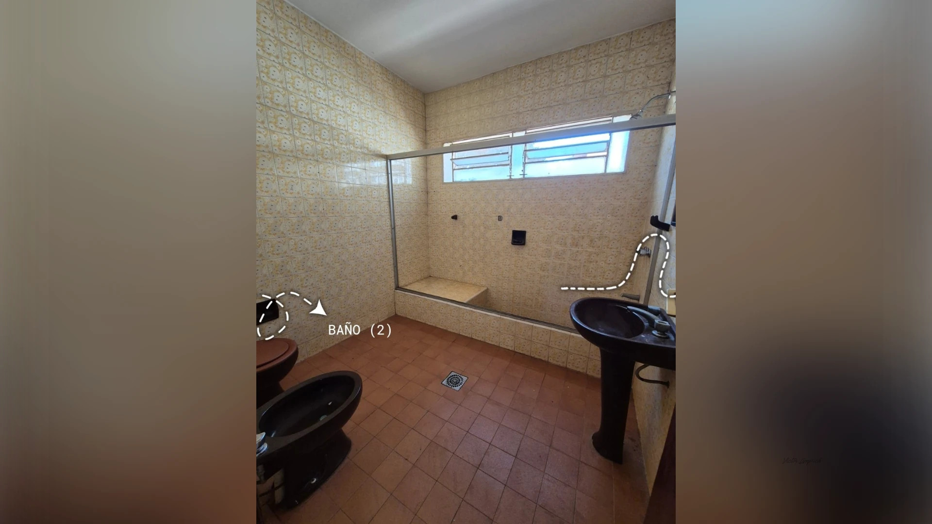 ALQUILER - RESIDENCIA AMPLIA EN ZONA CÉNTRICA - ENCARNACIÓN - 2